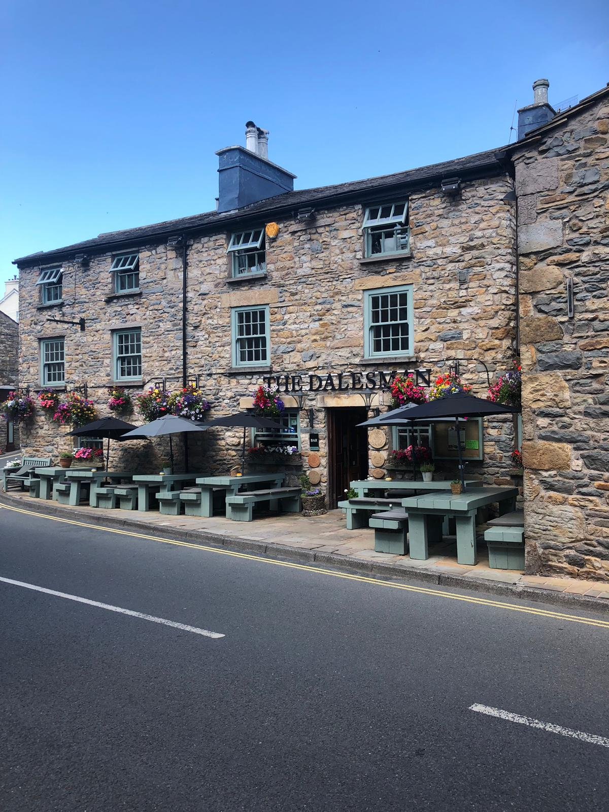 THE DALESMAN COUNTRY INN - Updated 2022 Prices & B&B Reviews (Sedbergh ...