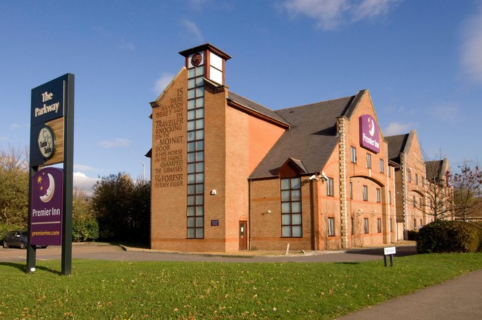 PREMIER INN GUILDFORD NORTH (A3) HOTEL (AU$77): 2022 Prices & Reviews ...