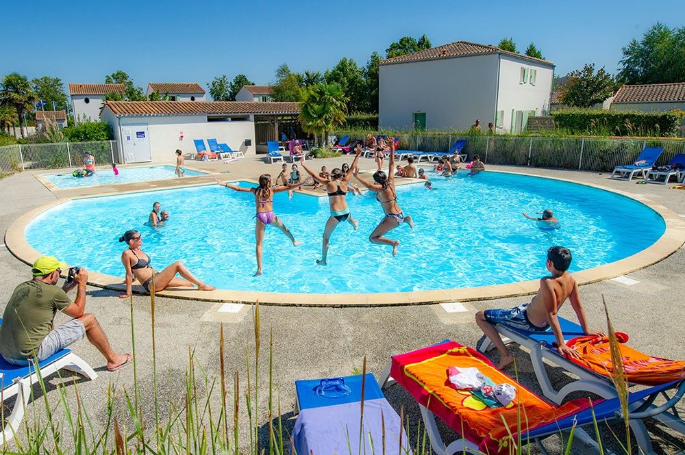 RÉSIDENCE LA PALMERAIE - Prices & Villa Reviews (France/Charente-Maritime)