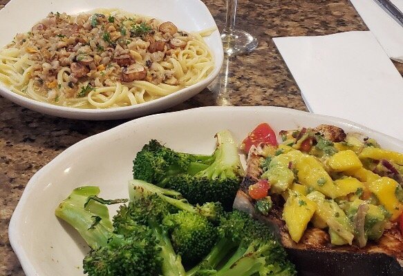 Louie's Manhasset Restaurant