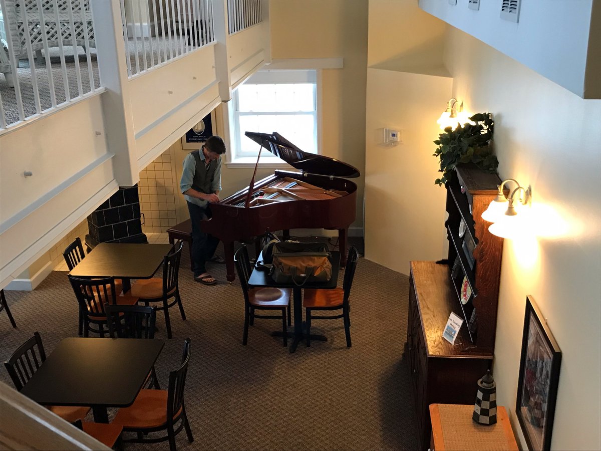 Inlet Inn Private Balconies: Pictures & Reviews - Tripadvisor