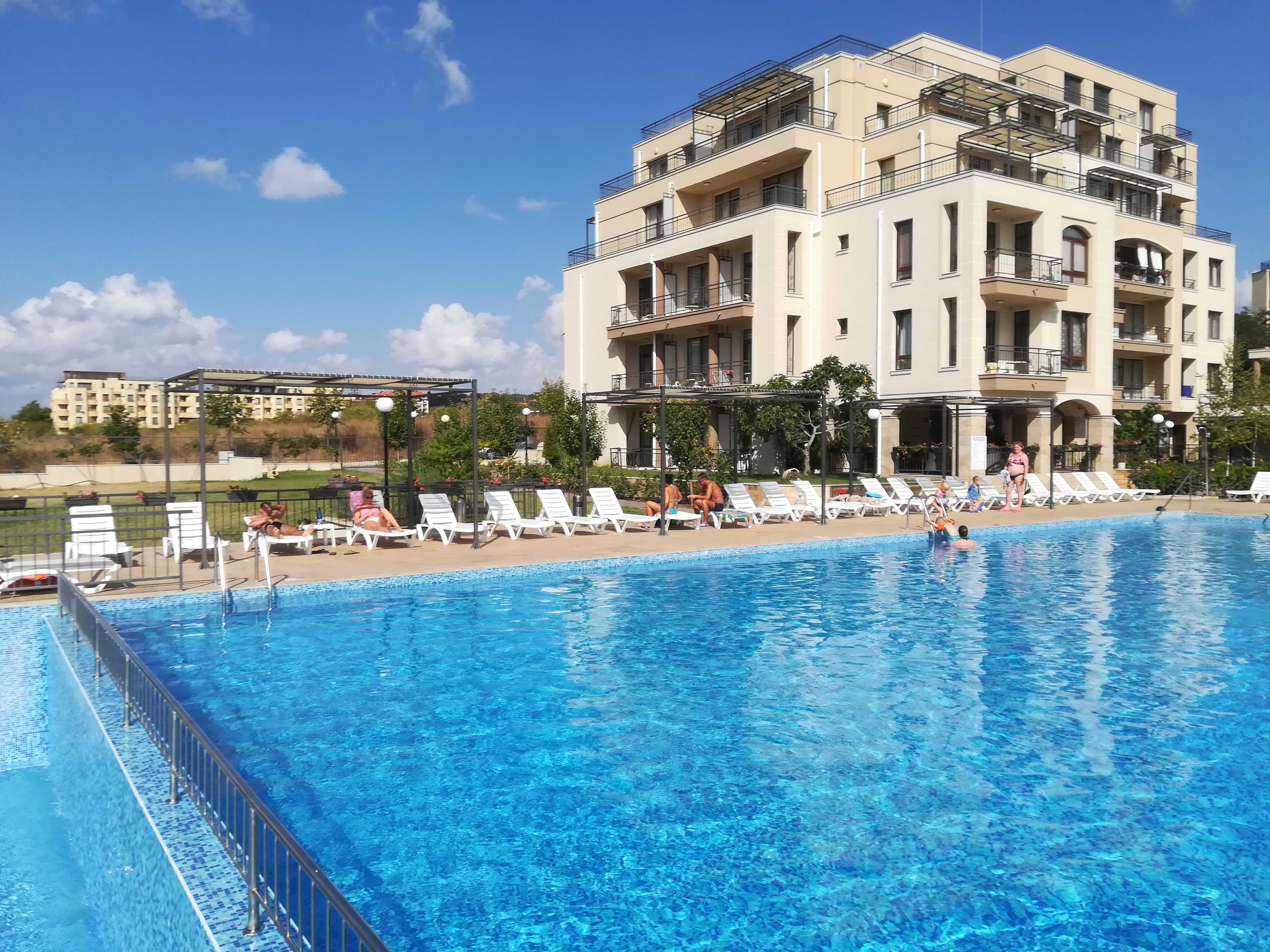 SORRENTO SOLE MARE Condominium Reviews Sveti Vlas Bulgaria