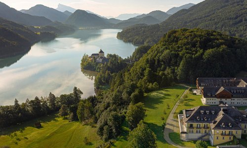 Situated above Lake Fuschl with sweeping views of the Salzkammergut Mountains and a great location just 20 minutes from Mozart's birthplace, Sheraton Fuschlsee-Salzburg, Hotel Jagdhof puts the region’s vibrant culture and natural beauty at your doorstep.