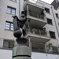 Lowenbrunnen
