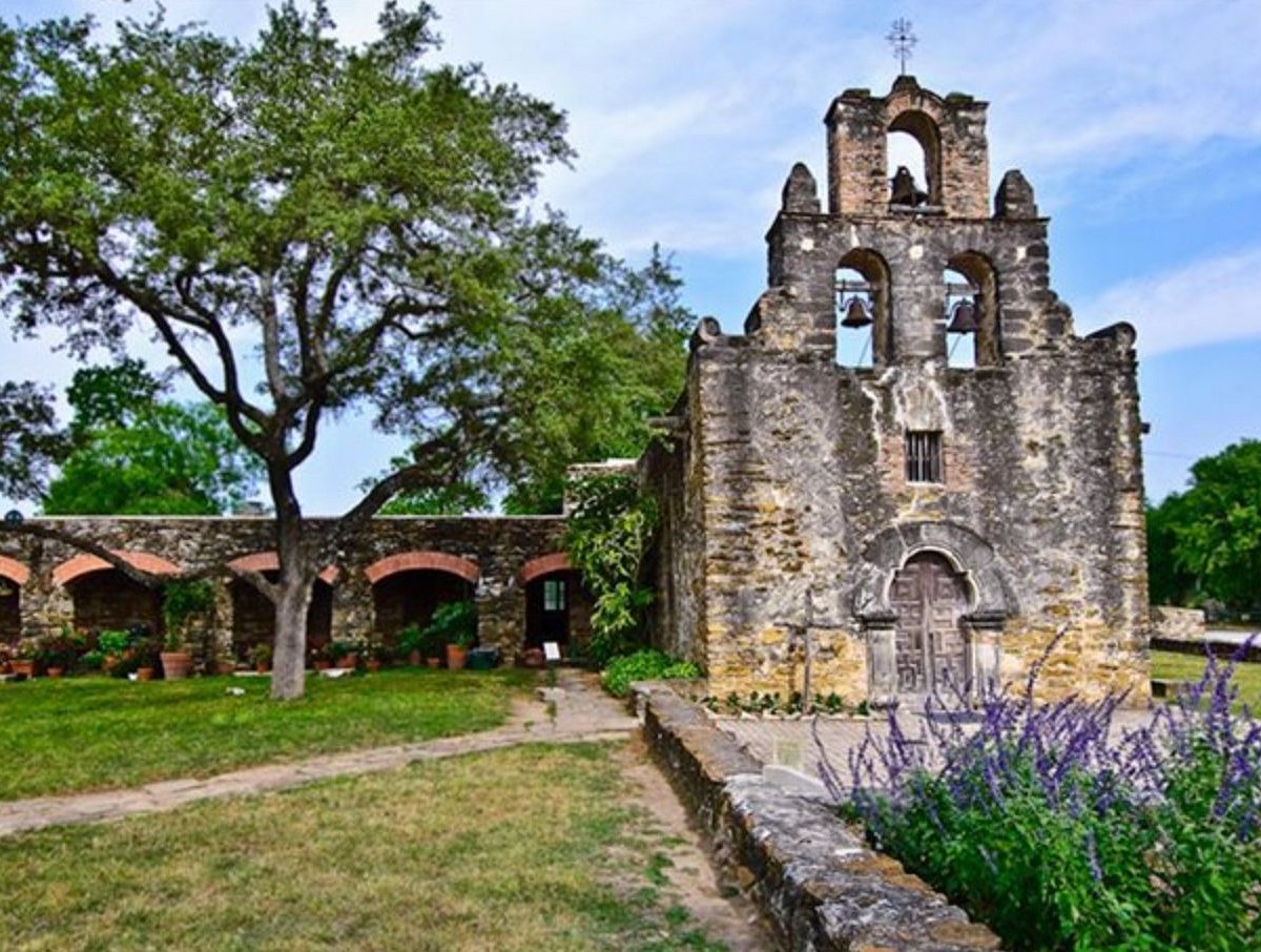 Pets - San Antonio Missions National Historical Park (U.S.