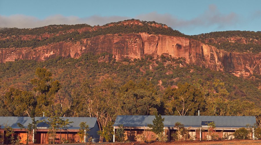 Mt Mulligan Lodge accommodation, set against the majestic namesake backdrop