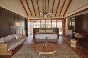 Room & Suite