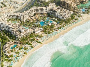 Jumeirah Al Naseem in Dubai, image may contain: Sea, Outdoors, Water, Building