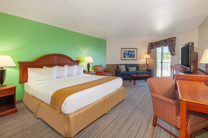 APPLE TREE INN, SURESTAY COLLECTION BY BEST WESTERN - Updated 2024 ...