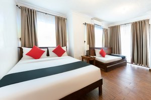 Room & Suite