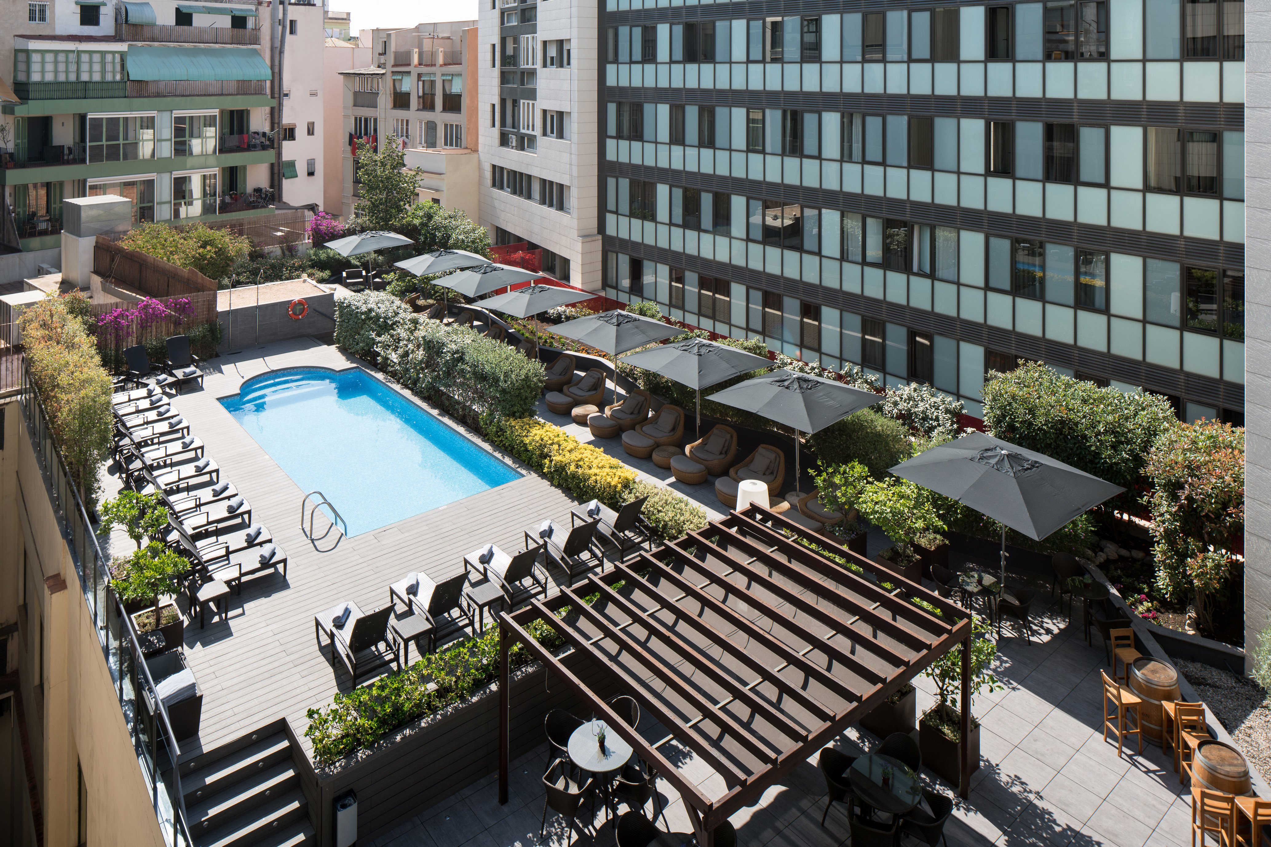 hostel near la rambla barcelona