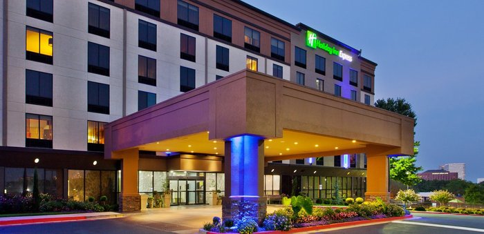 HOLIDAY INN EXPRESS ATLANTA GALLERIA-BALLPARK AREA, AN IHG HOTEL ...