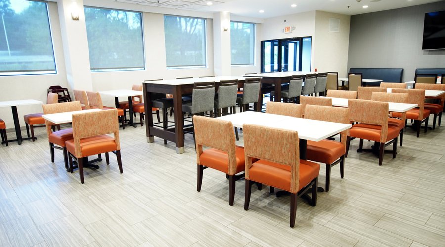 Lower Lobby and Breakfast Room