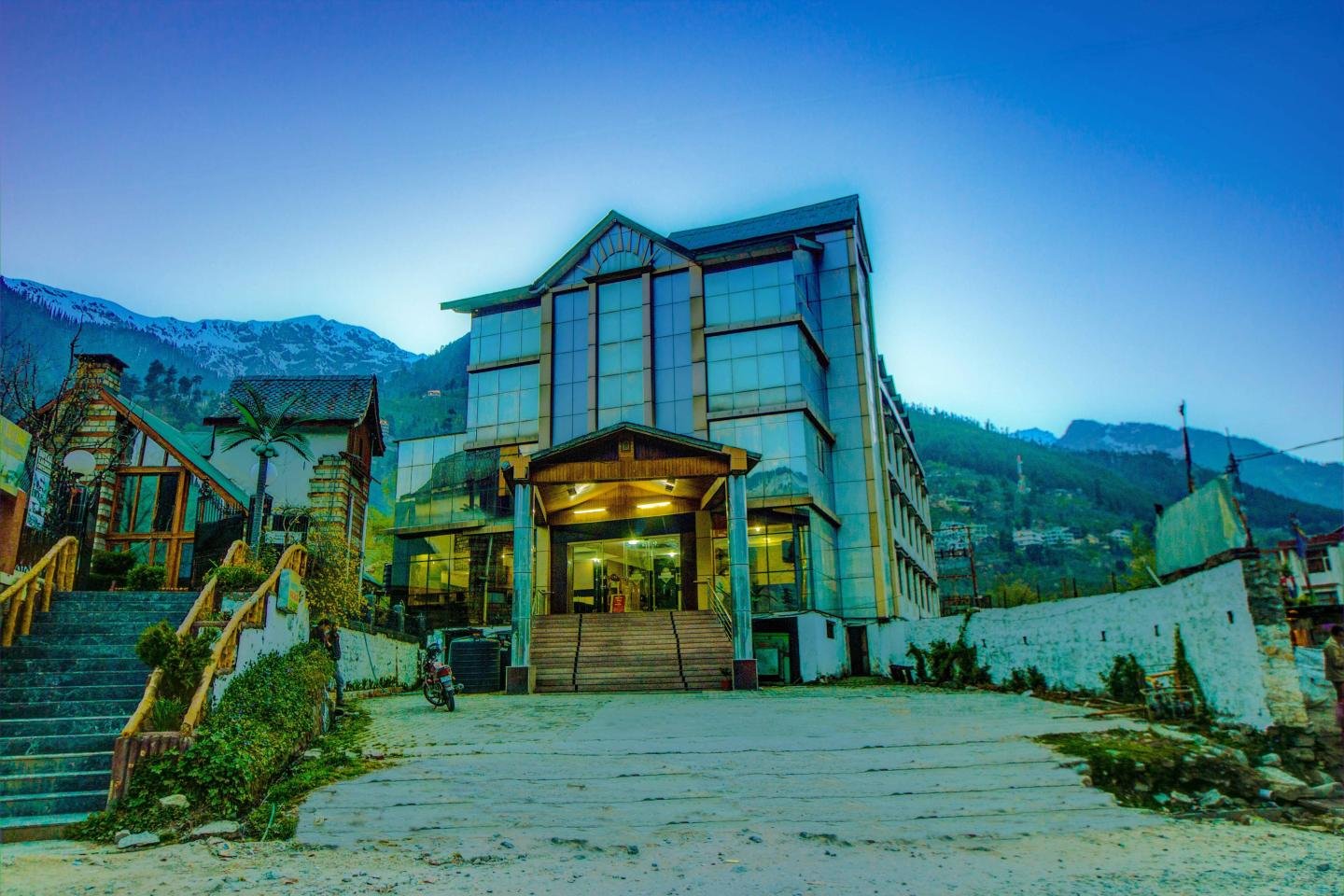 HOTEL KALINGA GRAND Desde S/ 295 (Manali, India) - Opiniones Y ...