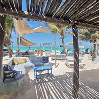Breakfast, lunch, dinner, refreshments and drinks is what we offer, including an amazing view