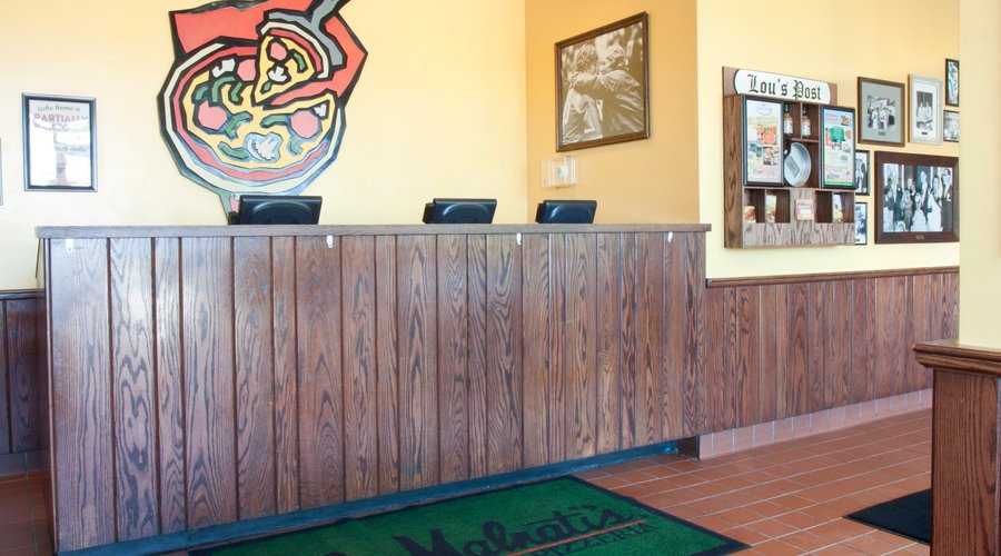 LOU MALNATI&rsquo;S PIZZERIA - CARRY OUT, Wilmette - 3223 Lake Ave 