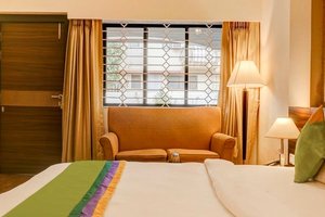 Room & Suite