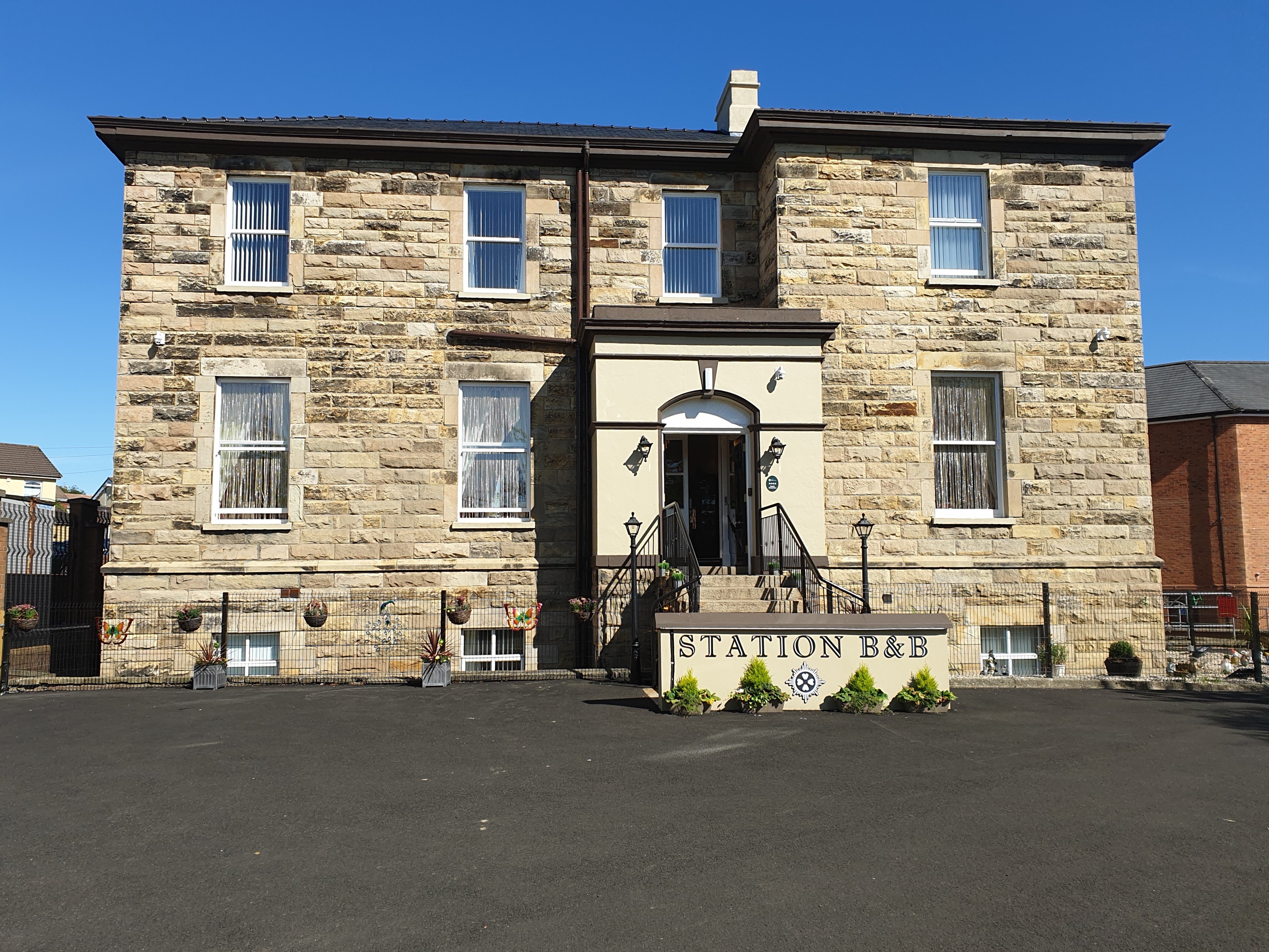 STATION B&B - Updated 2024 Reviews (Derry, Northern Ireland)