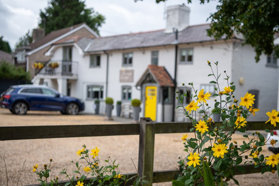 Cottage Lodge Hotel In The Heart Of The New Forest