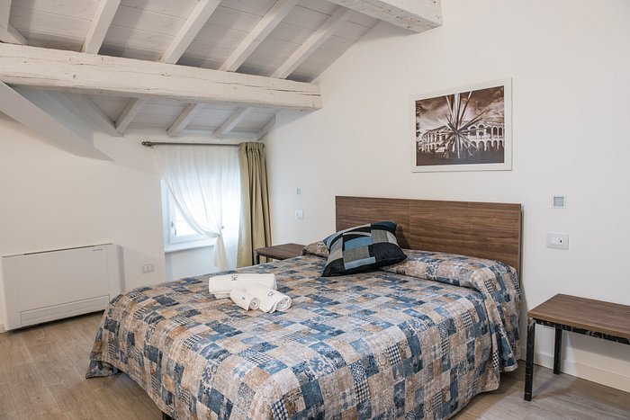 CARRERA HOME - Prices & Condominium Reviews (Verona, Italy)