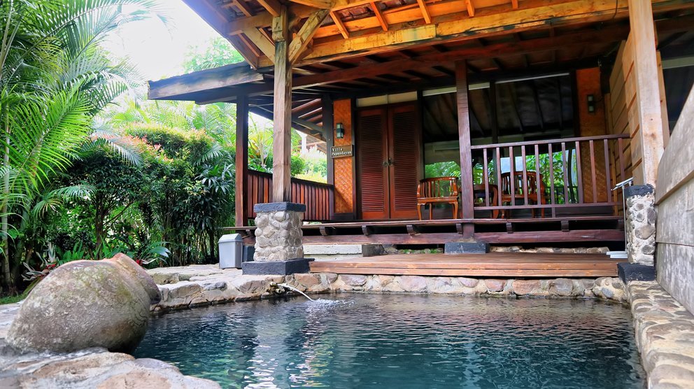 TIRTA ARSANTA HOT SPRINGS & VILLA'S - Guesthouse Reviews & Price ...