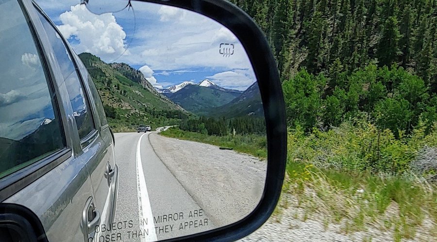Looking at the pass heading east to Salida.  Beautiful!