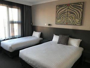 Cowra Services Club Motel in Cowra, image may contain: Furniture, Bed, Bedroom, Room