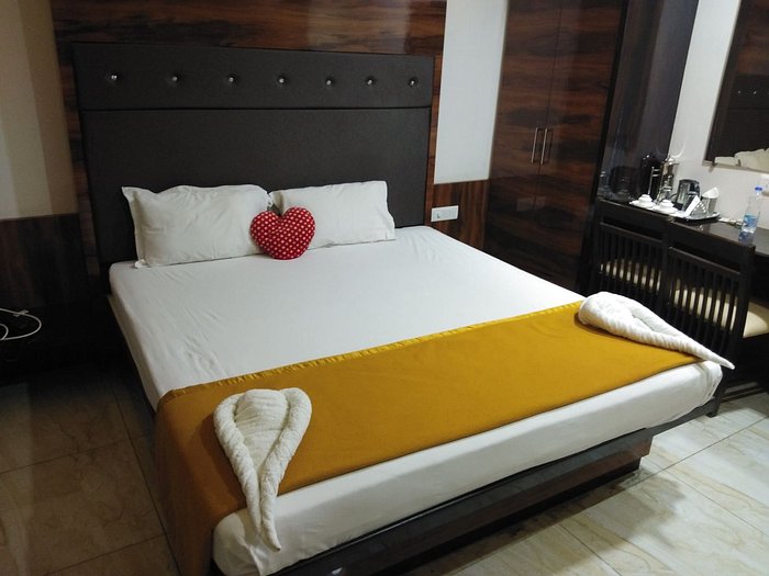 ATHARVA HOTEL Updated 2024 Prices, Reviews (Gulbarga, India)