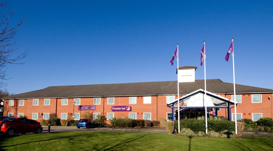 Premier Inn Pontypool hotel exterior 