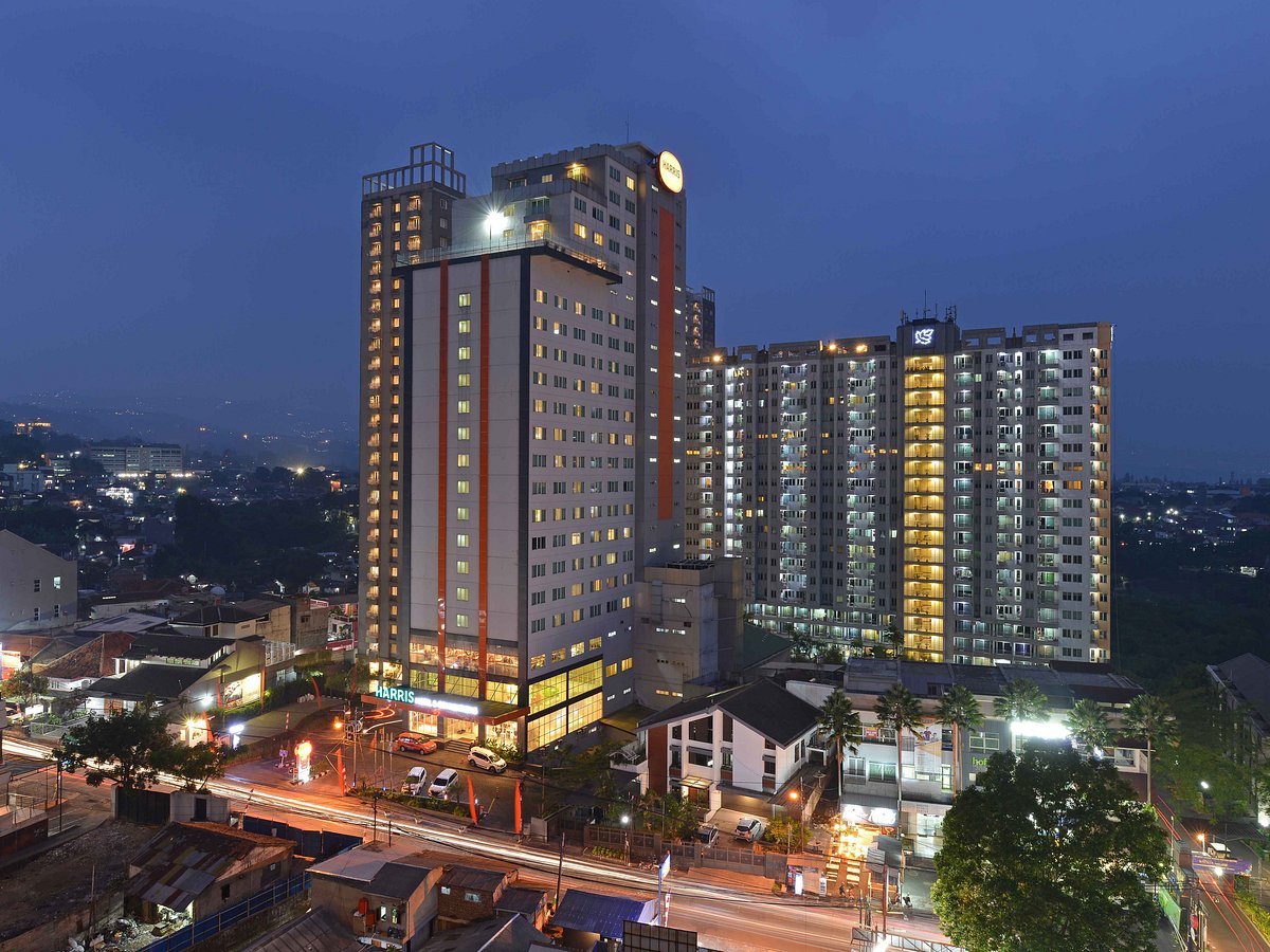 HARRIS Hotel &amp; Conventions Ciumbuleuit, hotel in Bandung