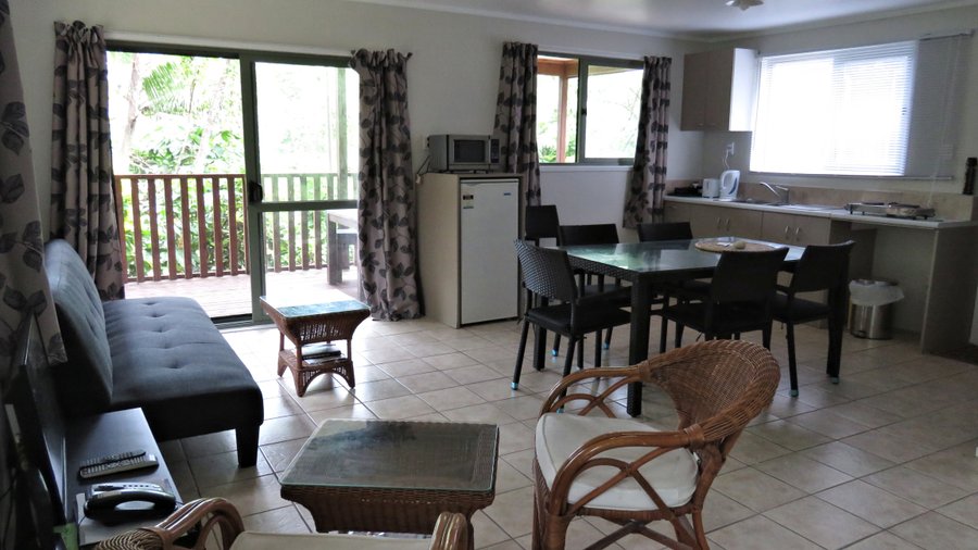Kitchen/dining/lounge area quite spacious