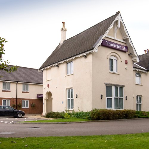 Relaxing stay at Premier Inn - Review of Premier Inn Taunton Ruishton ...