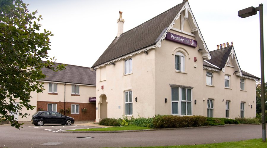 Premier Inn Taunton Ruishton (M5, J25) hotel exterior