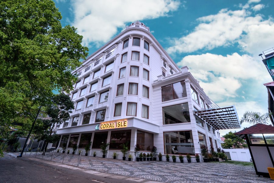 Coral Isle 28 1 1 7 Updated 2021 Prices Hotel Reviews Kochi Cochin India Kerala Tripadvisor Booking a hotel is now as easy as messaging a friend. kochi cochin india kerala