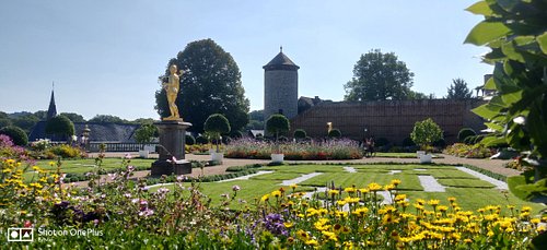 Weilburg Castle garden 