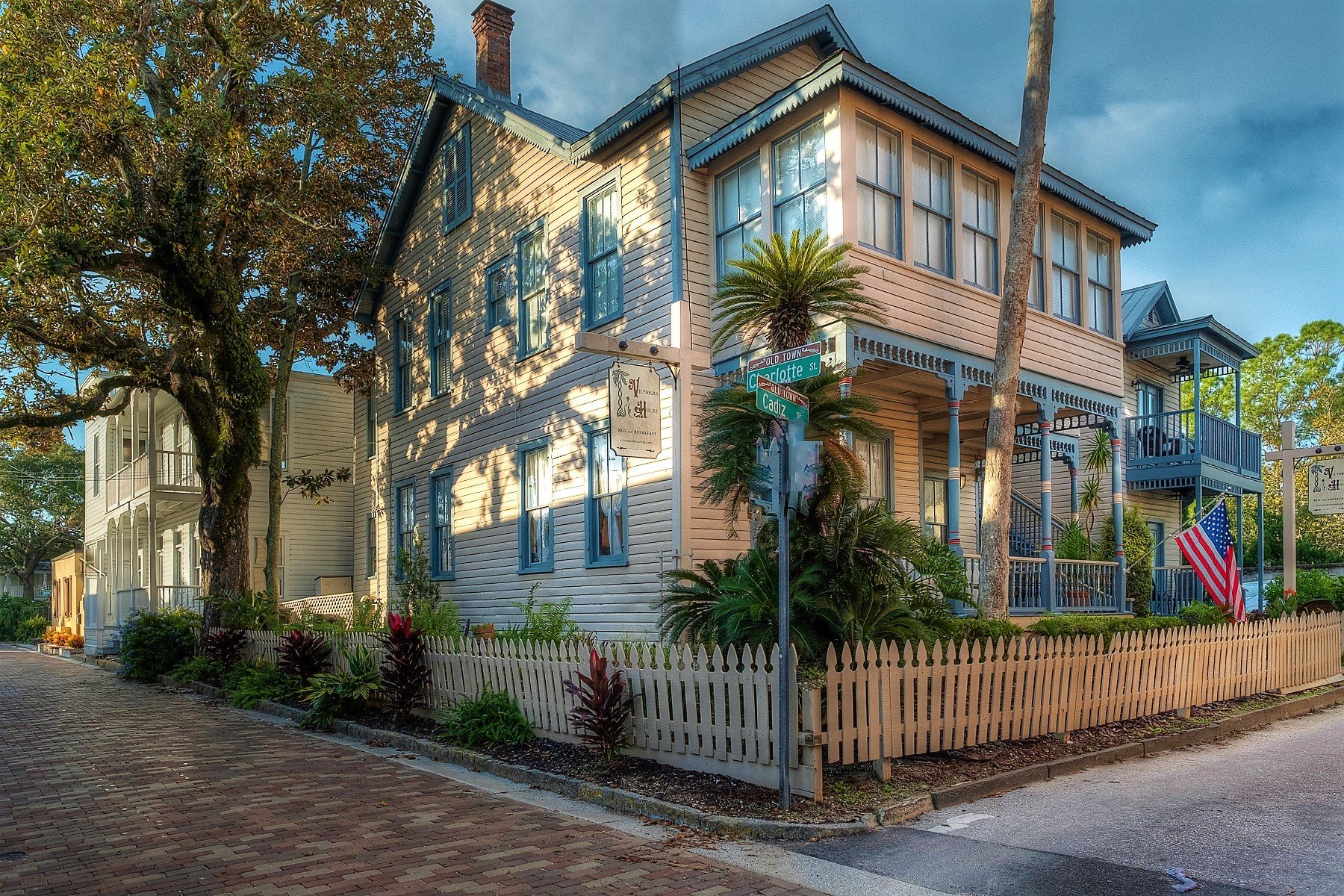 VICTORIAN HOUSE BED & BREAKFAST $161 ($̶1̶7̶9̶) - Updated 2022 Prices ...