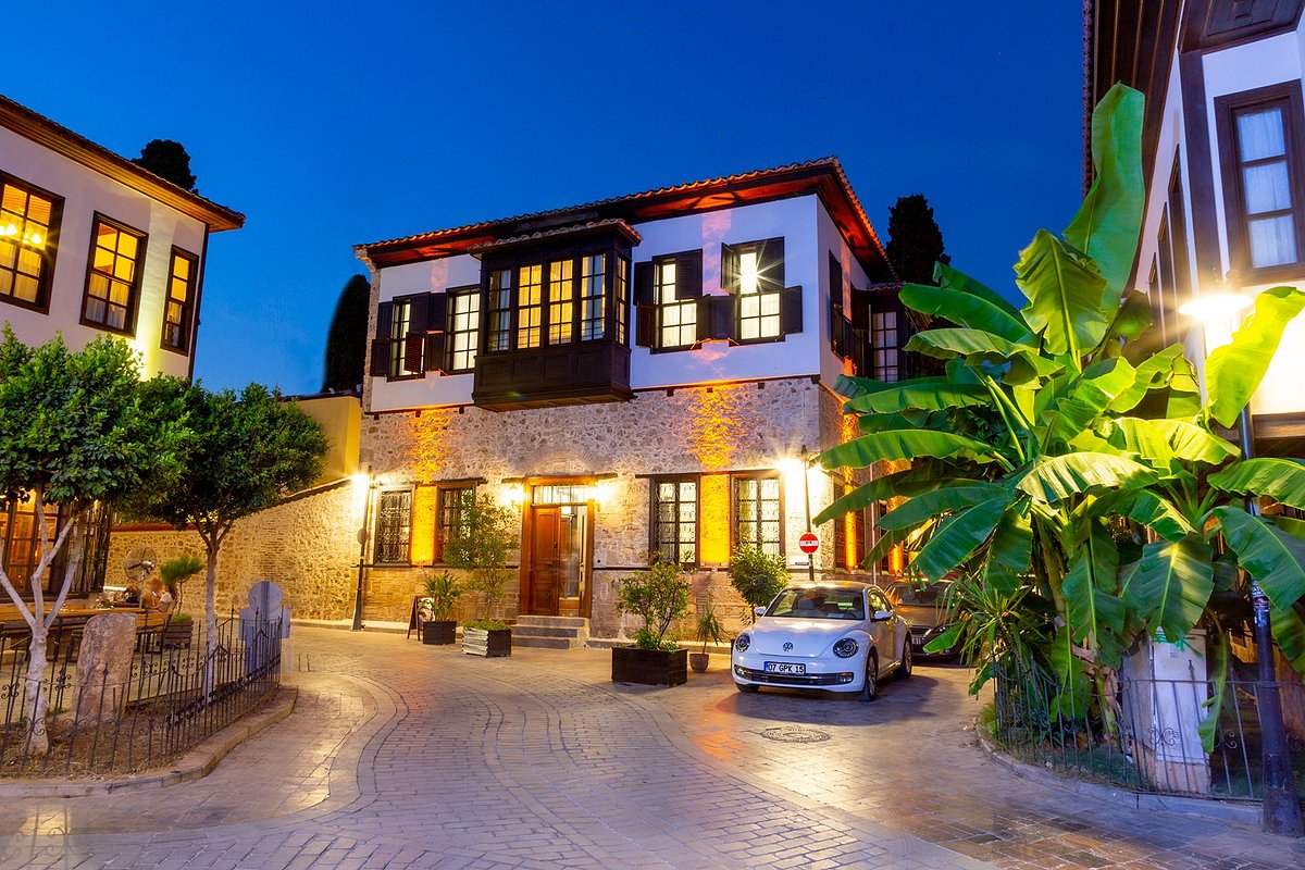 Cedrus Hotel, hotel in Antalya