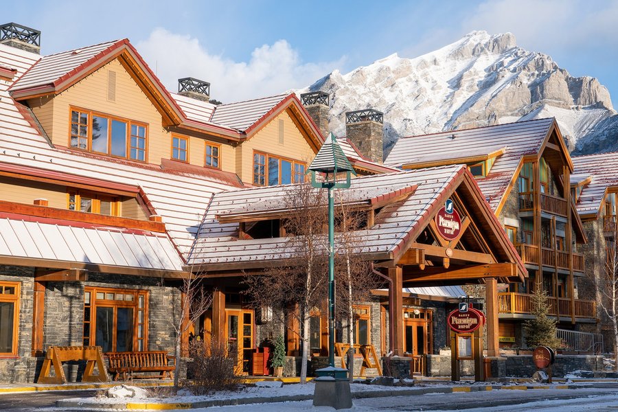 BANFF PTARMIGAN INN - Updated 2021 Prices, Hotel Reviews, and Photos ...