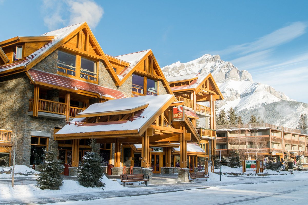 The 10 Best Hotel Deals in Canadian Rockies (Aug 2022) - Tripadvisor