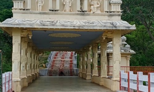 Anuvavi subramani - Temple 