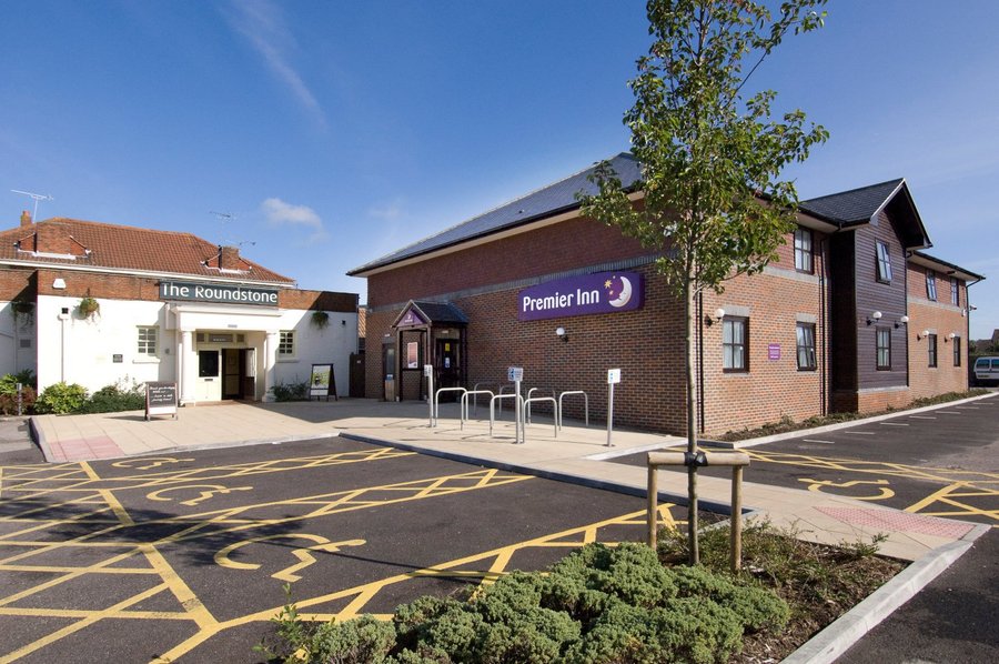 PREMIER INN LITTLEHAMPTON HOTEL (AU$51): 2021 Prices & Reviews (East ...