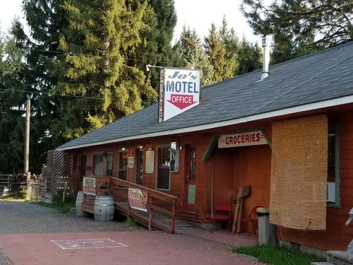 JO'S MOTEL & CAMPGROUND - Prices & Reviews (Fort Klamath, OR)