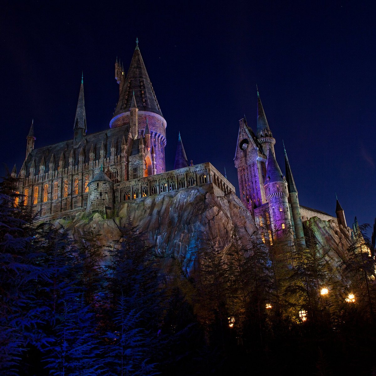 Harry Potter's Wizarding World gets an incredible new light show