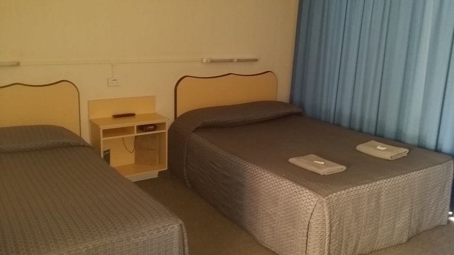 Queen plus single room