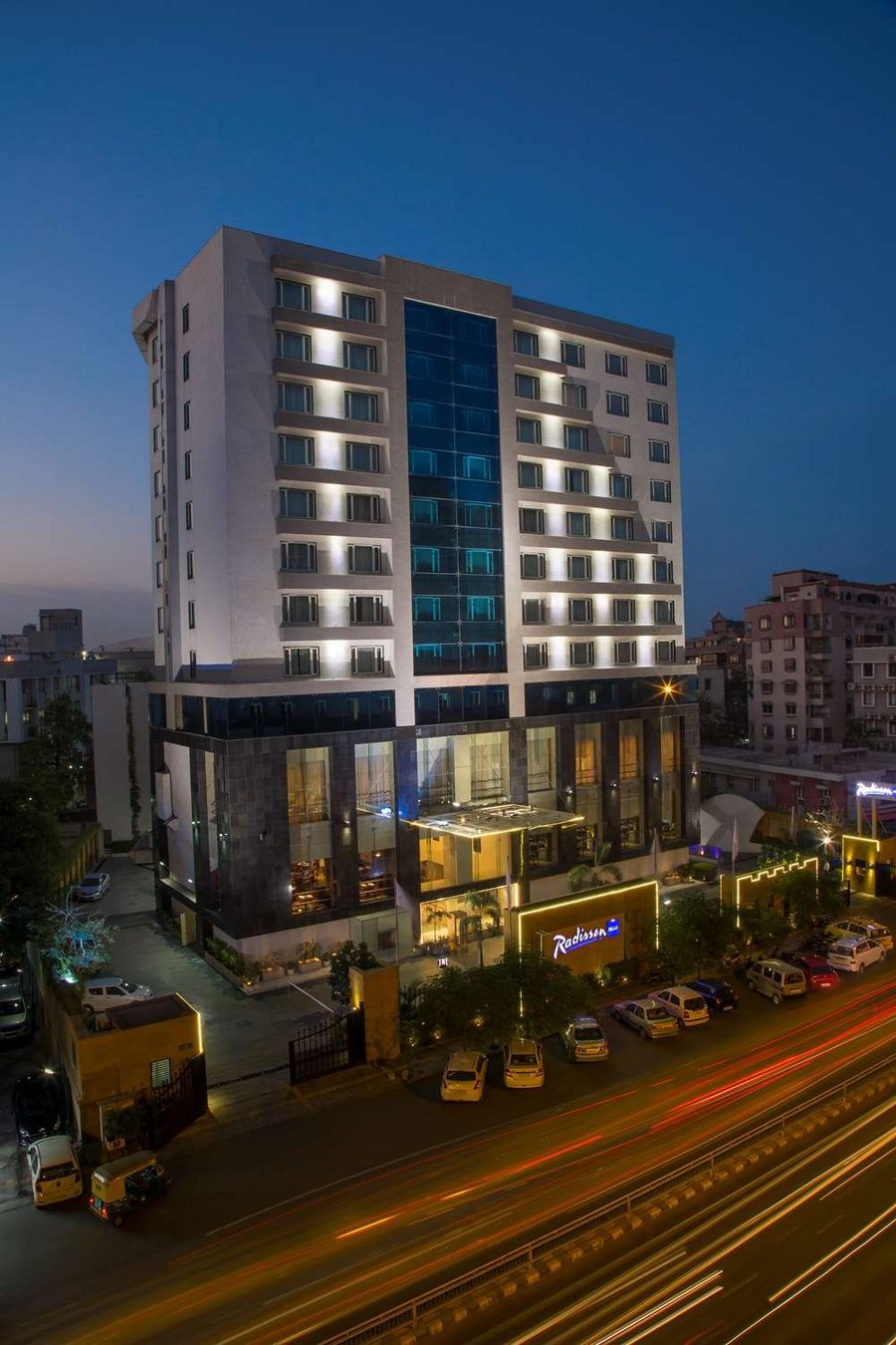 radisson-blu-hotel-ahmedabad-39-7-3-updated-2021-prices