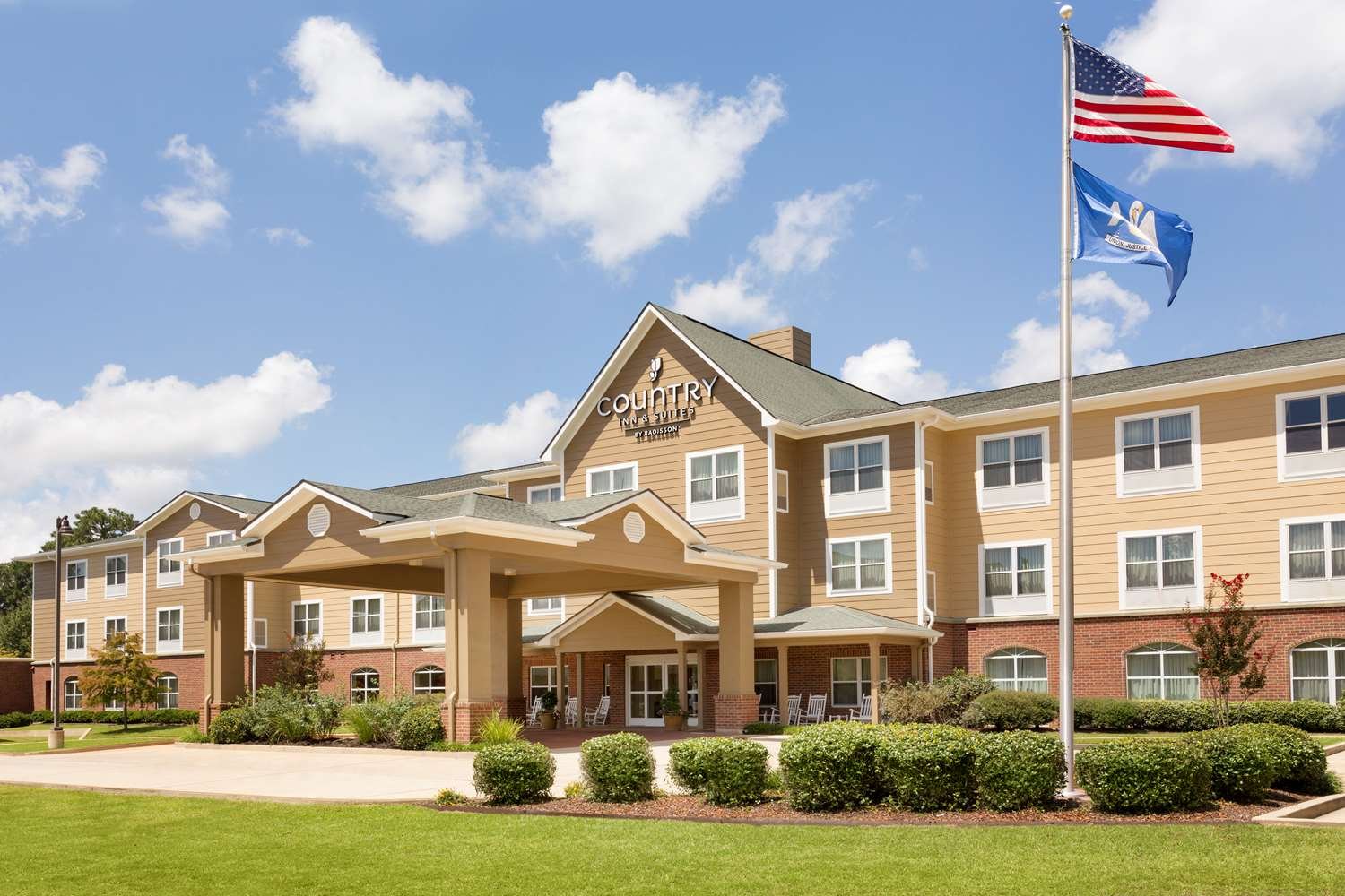 COUNTRY INN & SUITES BY RADISSON, PINEVILLE, LA $79 ($̶1̶0̶9̶ ...