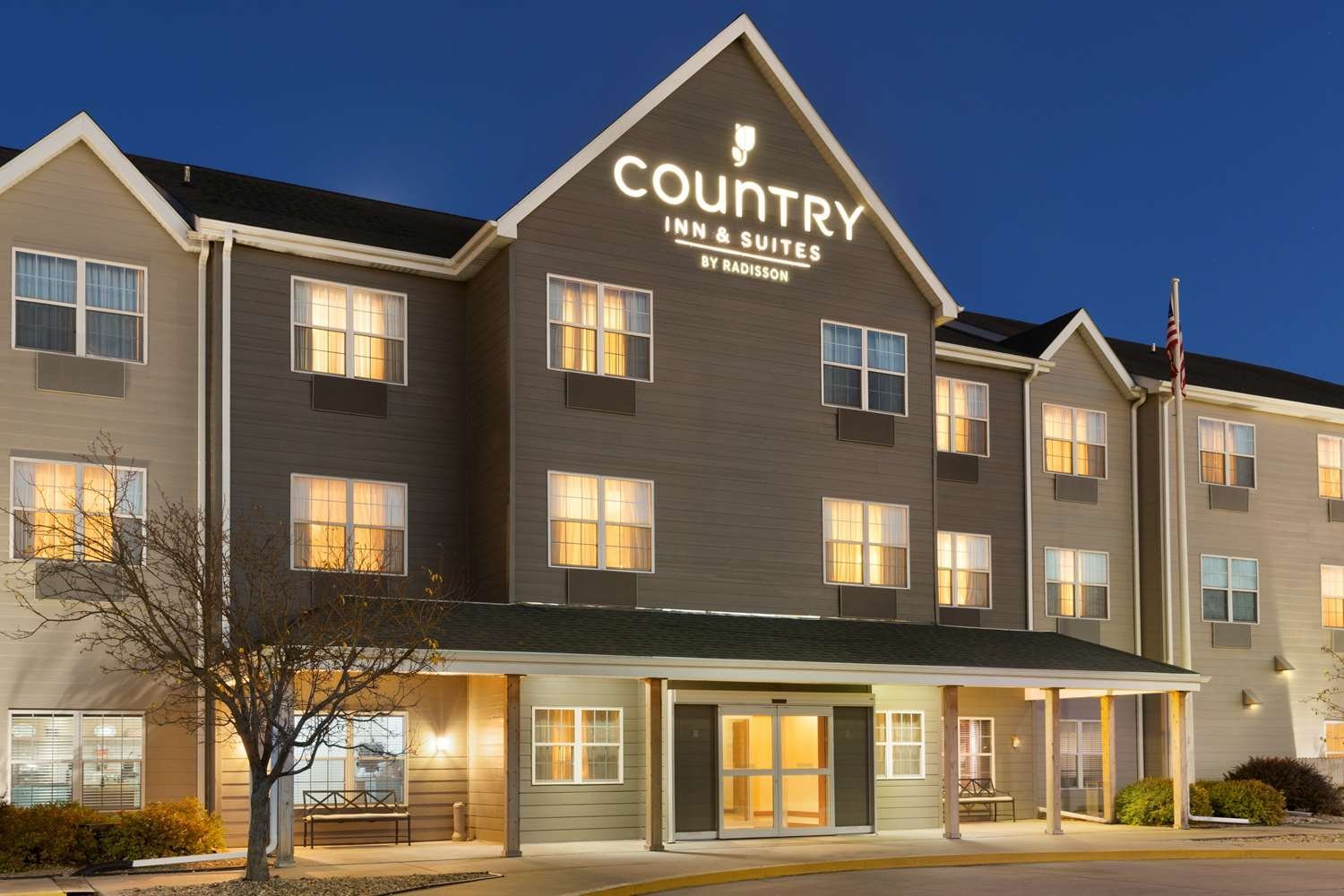 COUNTRY INN & SUITES BY RADISSON, KEARNEY, NE $65 ($̶1̶0̶4̶) - Updated ...