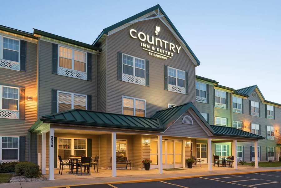 Country Inn & Suites By Radisson, Ankeny, Ia $77 ($̶1̶0̶8̶) - Prices 