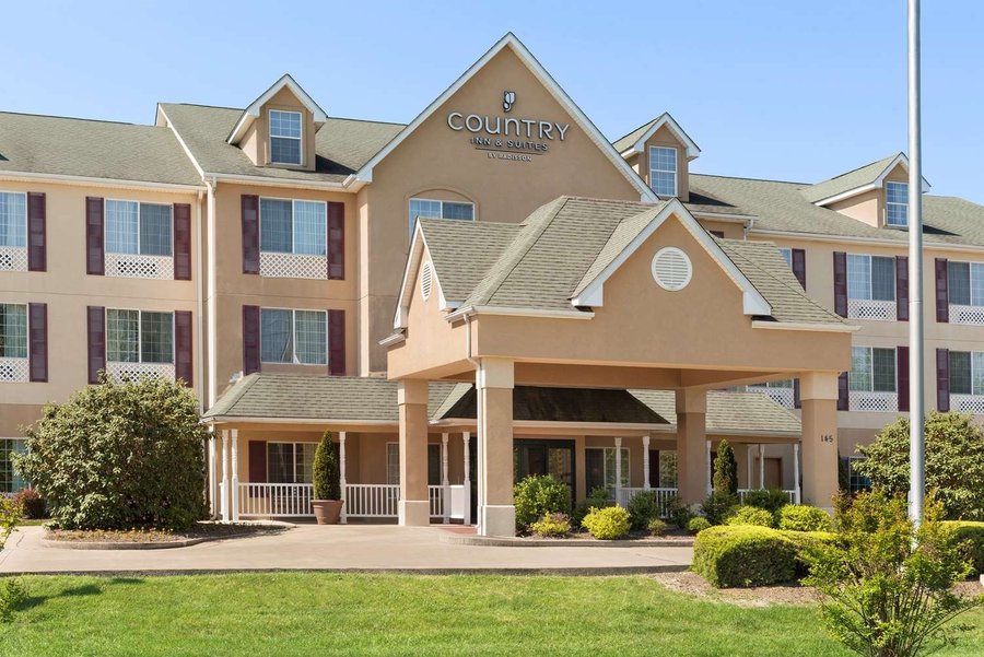 COUNTRY INN & SUITES BY RADISSON, PADUCAH, KY $66 ($̶1̶8̶1̶) - Updated