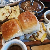 Insta Kanteen or iKanteen as it is known is a place created by Khaddi store. Kanteen offers all Desi cuisine with style.